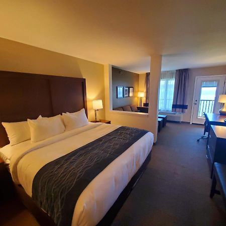 Comfort Inn & Suites Munising-Lakefront Экстерьер фото