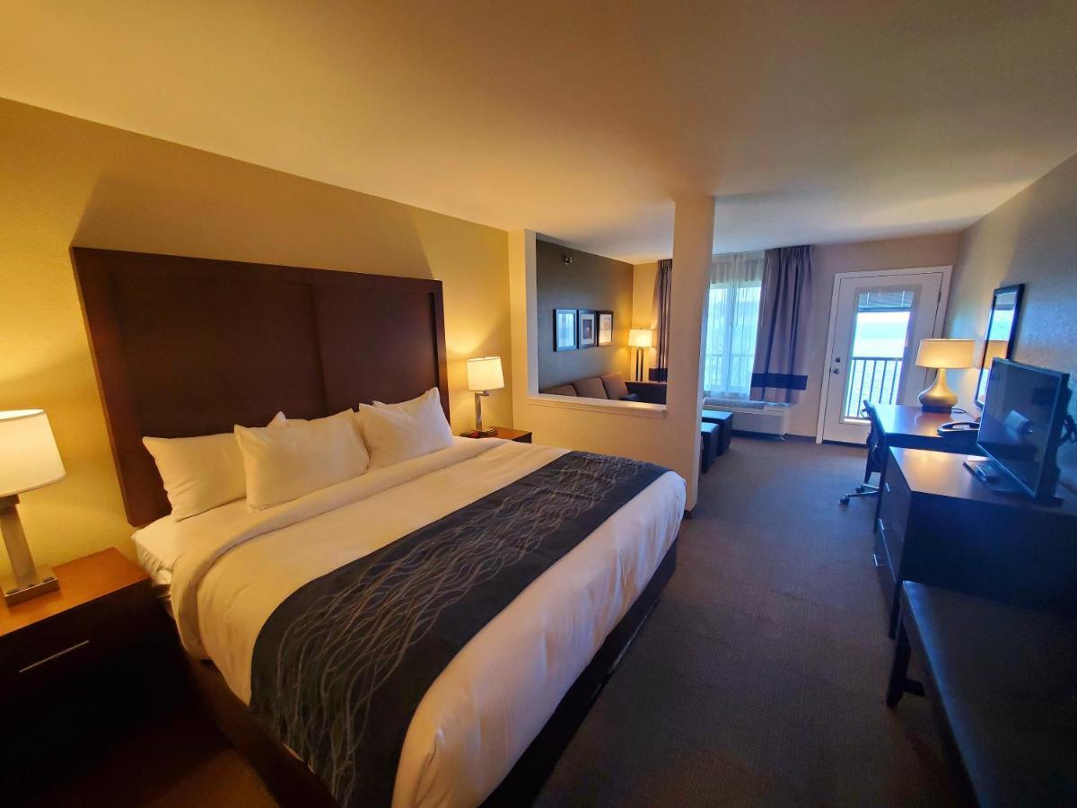 Comfort Inn & Suites Munising-Lakefront Экстерьер фото